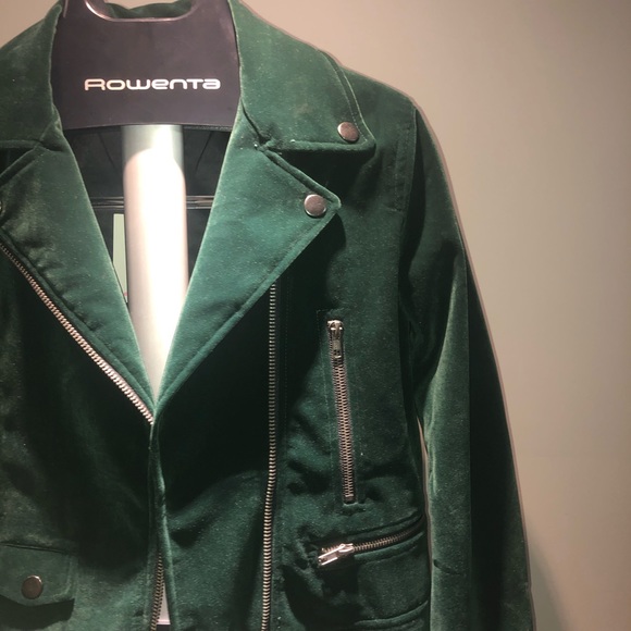 Velvet green Lulus jacket - Picture 2 of 5